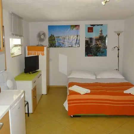Apartman Studio Marica Krk Town